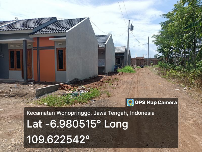 foto gerbang perumahan Panorama Wono Permai
