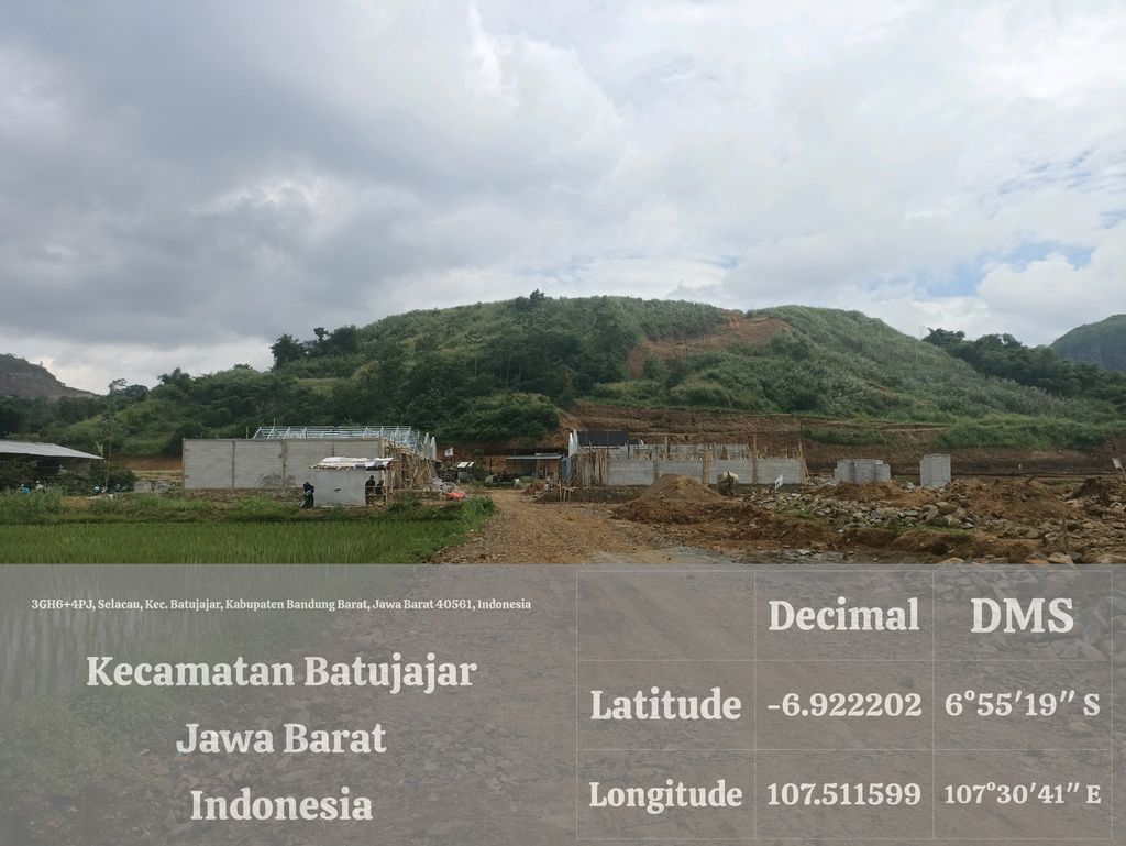 foto gerbang perumahan Saluyu Bumi Wangsa