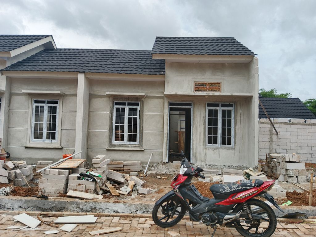 foto contoh rumah perumahan RUMAH NINGRAT BEKASI JAYASAMPURNA