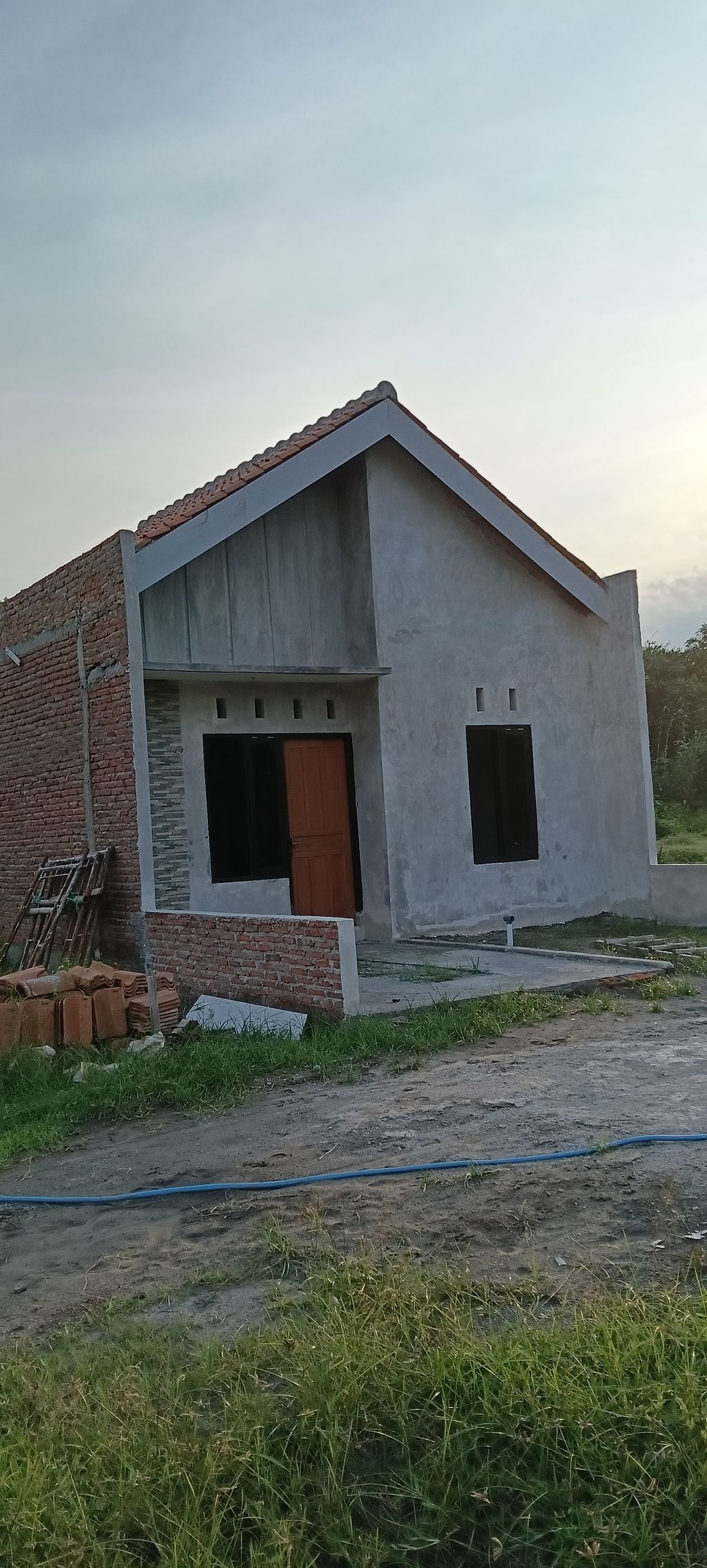 foto contoh rumah perumahan BERLIAN RAYA