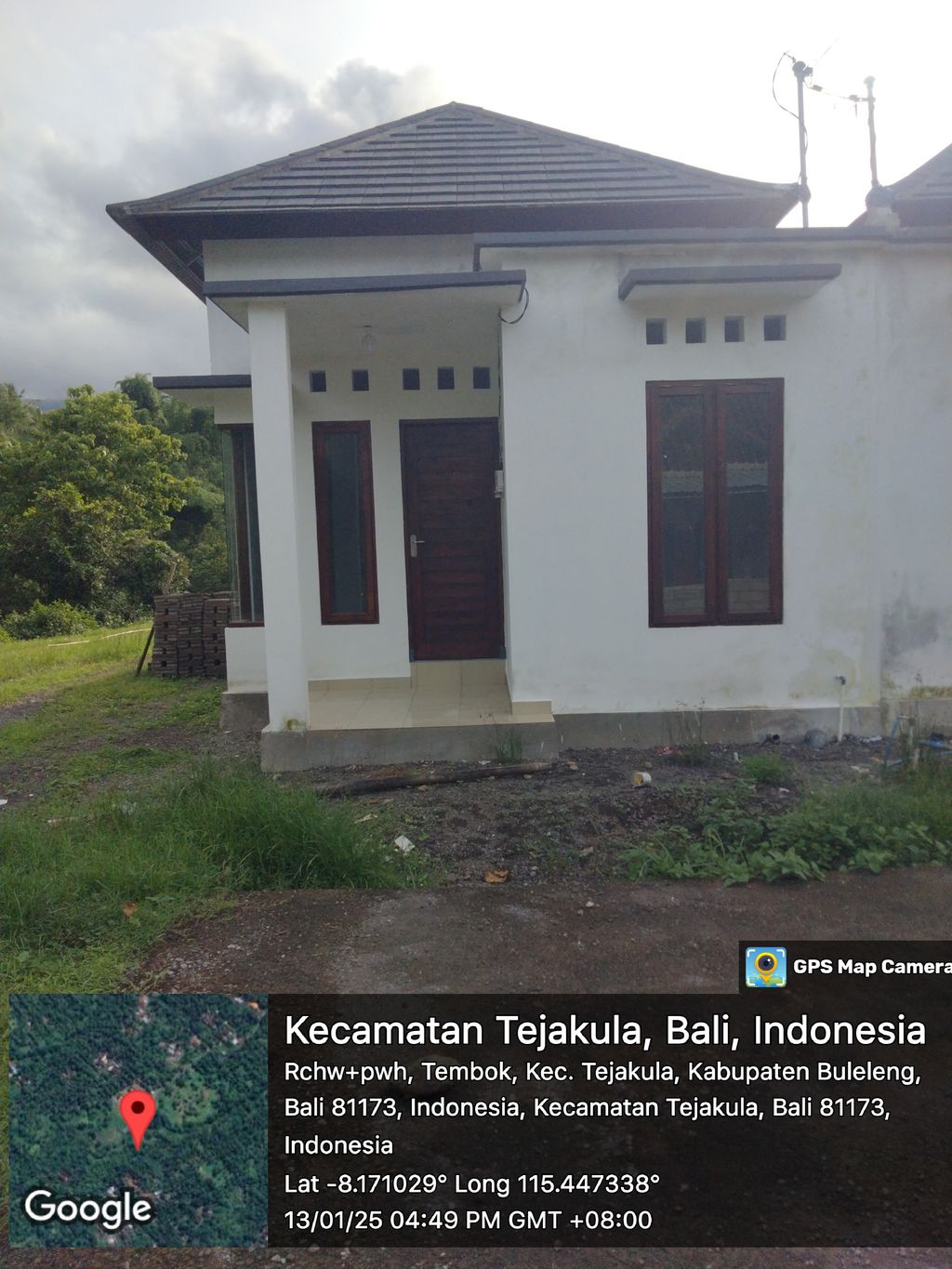 foto contoh rumah perumahan TEMBOK SEKAR ASRI