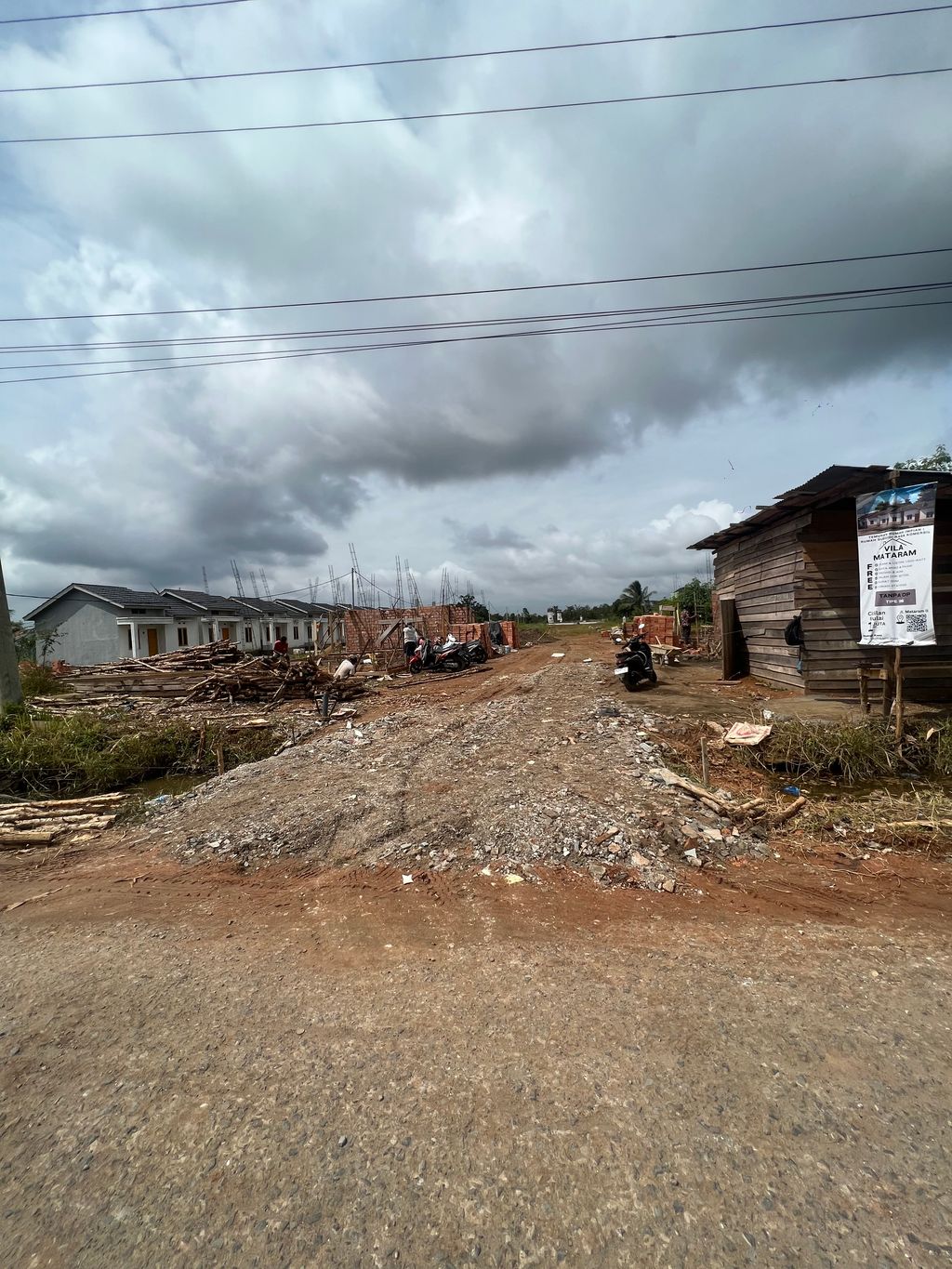 foto gerbang perumahan VILA MATARAM