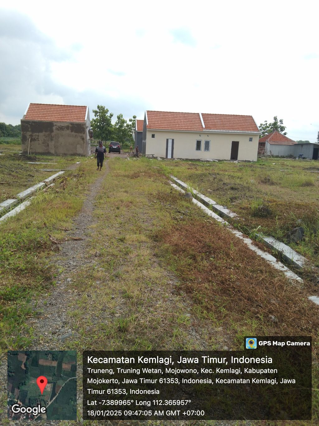 foto posisi tengah perumahan MOJO INDAH LAND