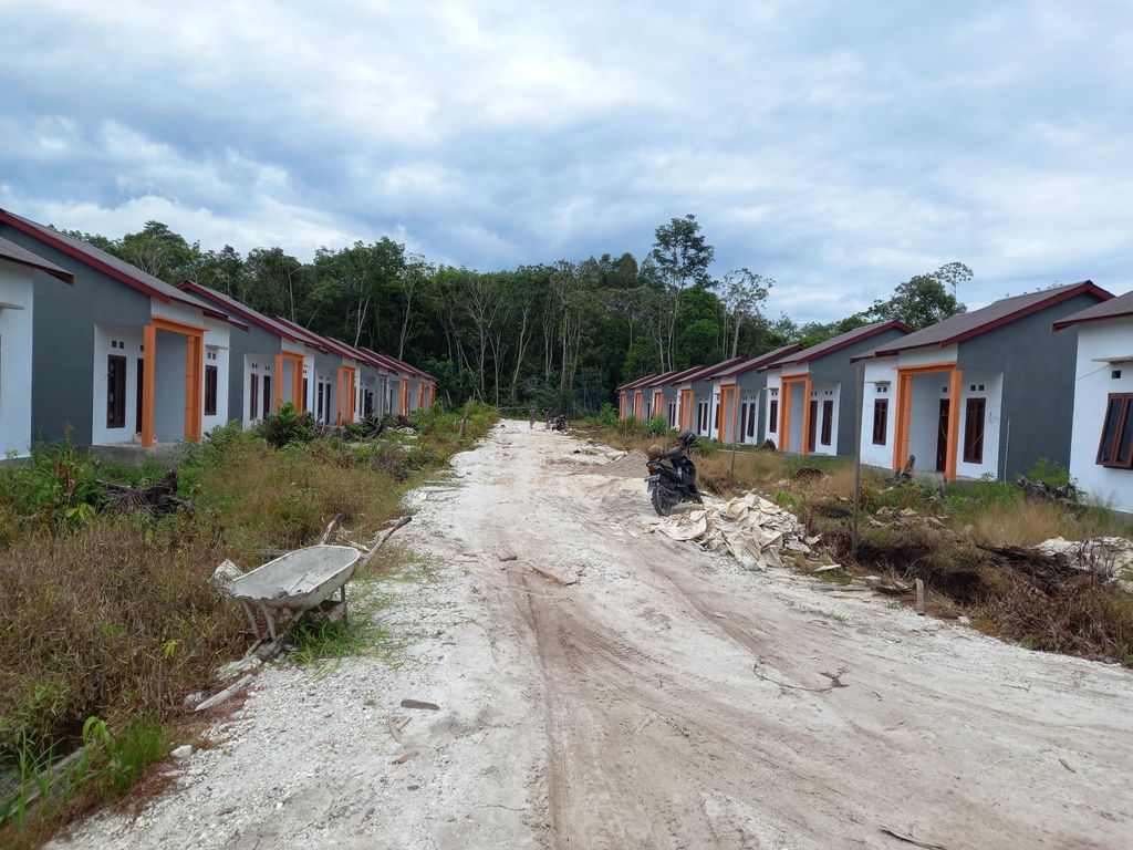 foto posisi tengah perumahan PERMATA RESIDENCE