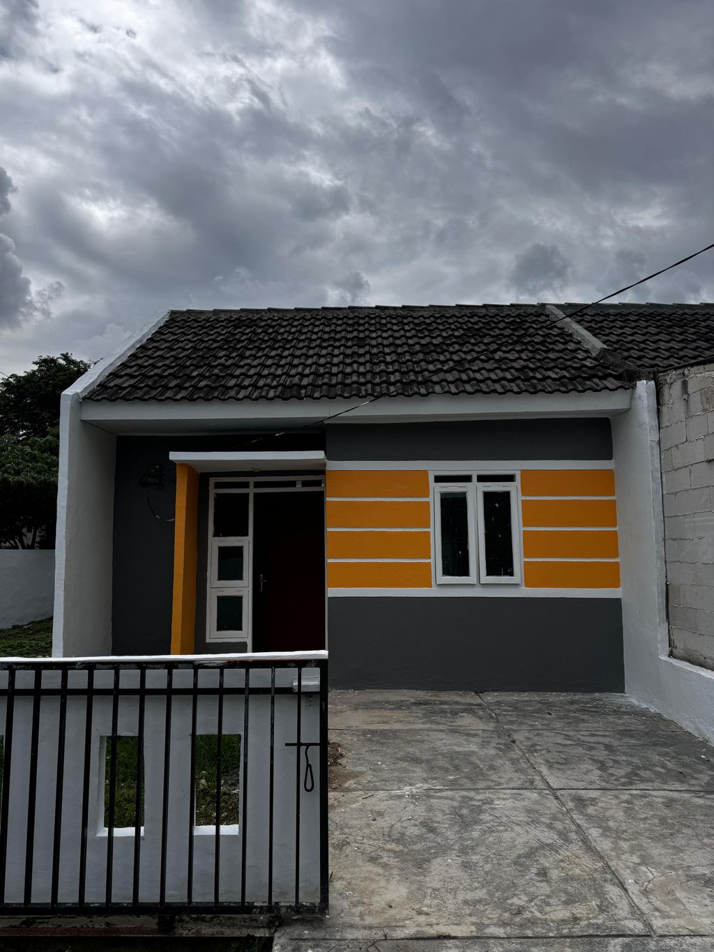 foto tampak rumah tipe Subsidi (2025) T.28/60 perumahan Perumahan Green Harmony Cikampek