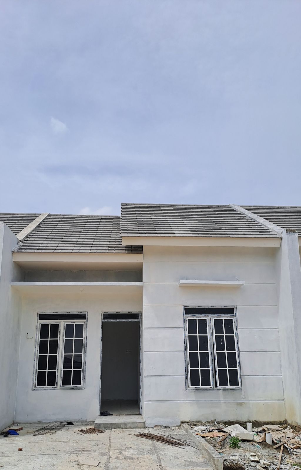 foto contoh rumah perumahan PERUMAHAN MEGA ABABIL