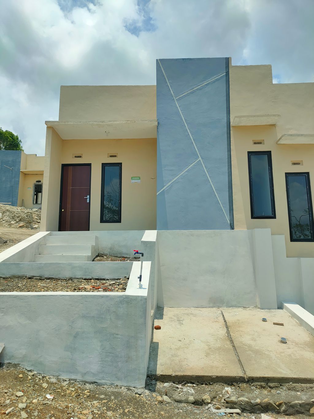 foto tampak rumah tipe 33 perumahan Cluster ASHA