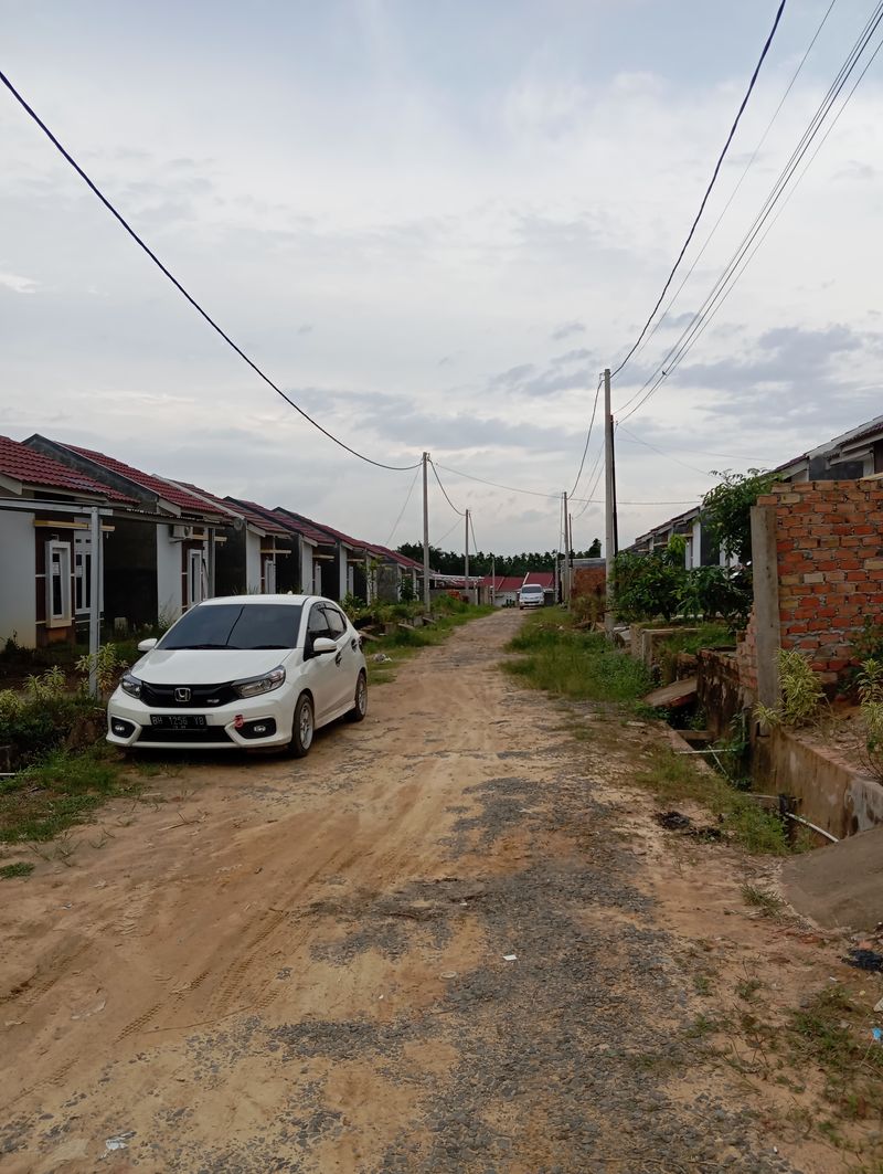 foto posisi tengah perumahan Jerambah Mekar Lestari 1 Tahap 3