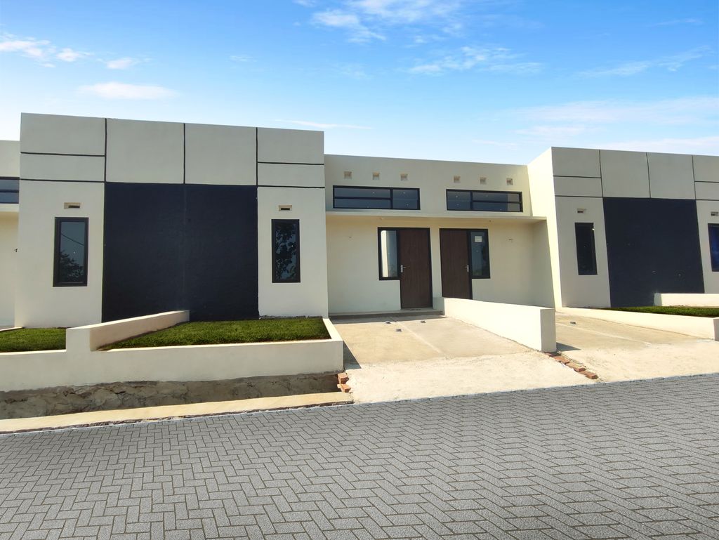 foto tampak rumah tipe 30/60 New perumahan GRAND NUANSA KANDEMAN