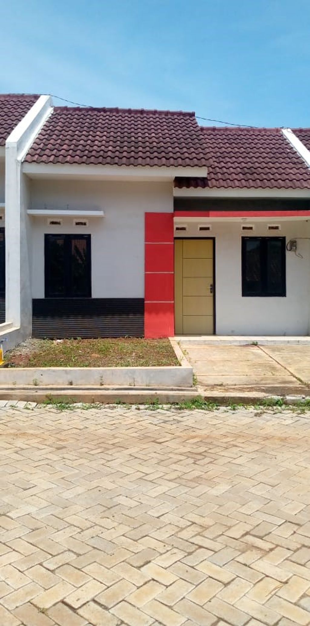 foto tampak rumah tipe 30/66 Classic perumahan GRAND NUANSA KANDEMAN