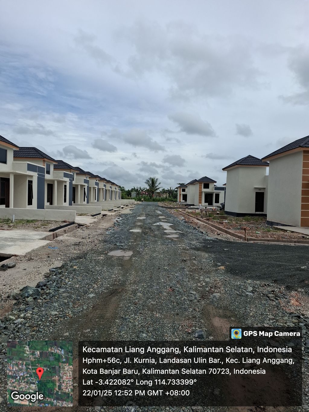 foto posisi tengah perumahan KURNIA SINERGIA