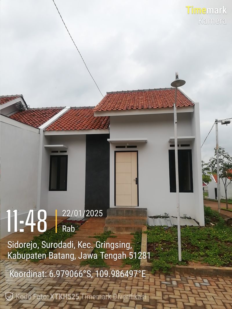 foto contoh rumah perumahan Madanaya Residence Batang