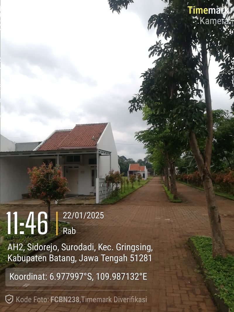 foto posisi tengah perumahan Madanaya Residence Batang