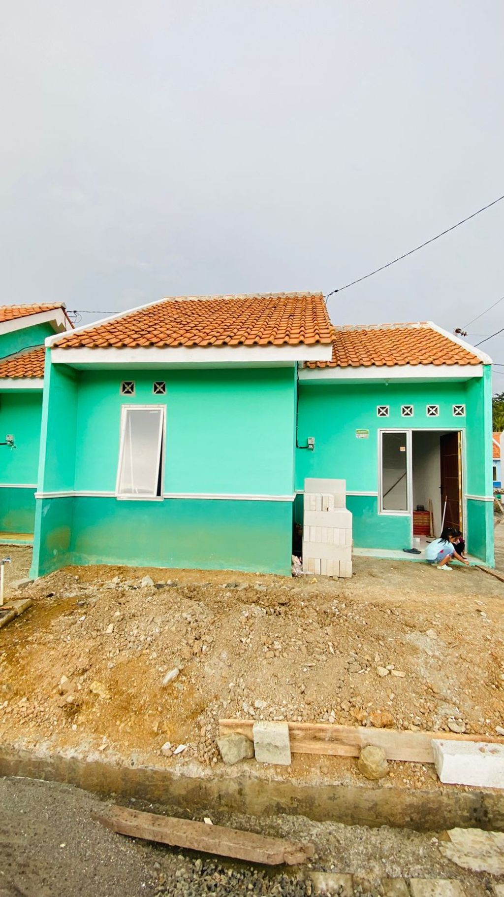 foto tampak rumah tipe 30 (BLOK E NO 8) perumahan GRAND MAHKOTA SULTAN 4