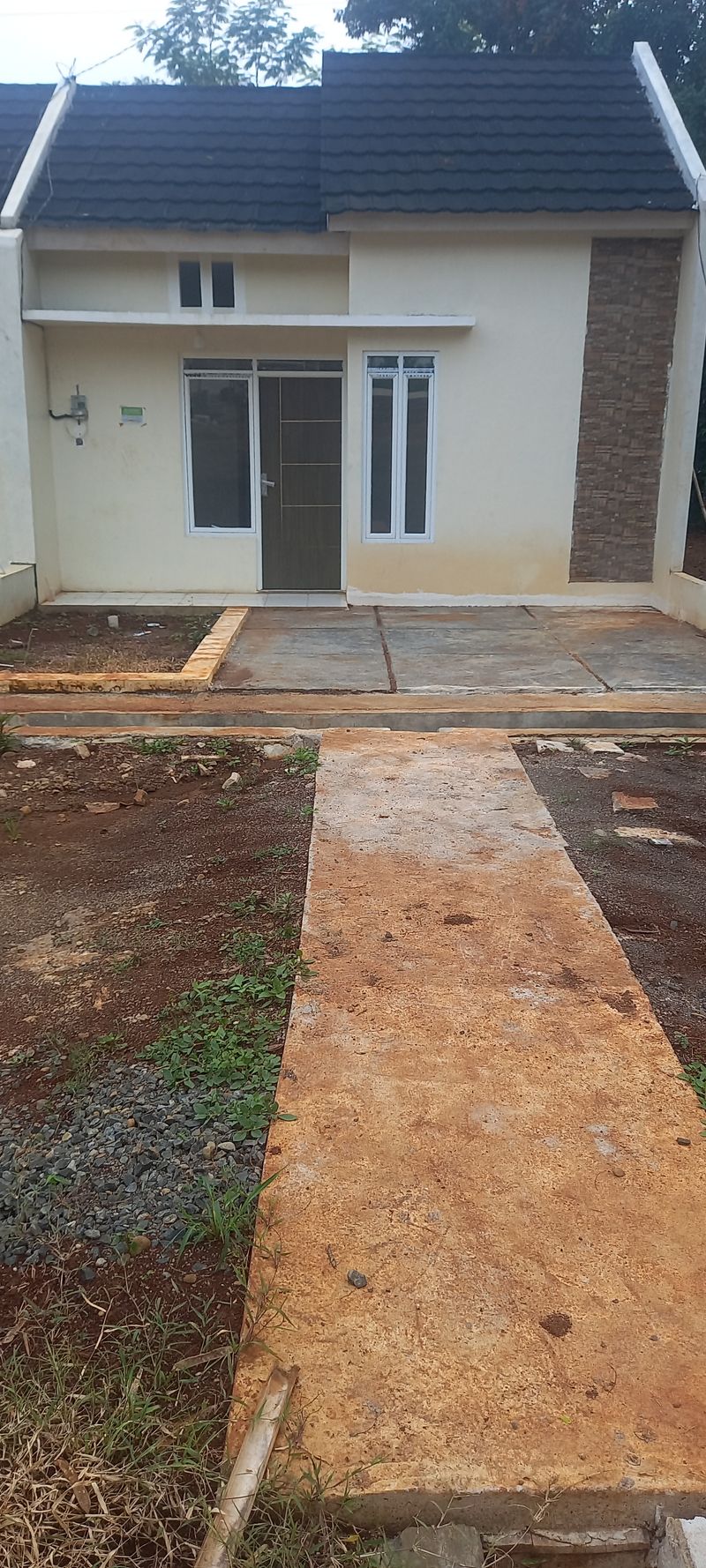 foto contoh rumah perumahan perumahan kandeman residence
