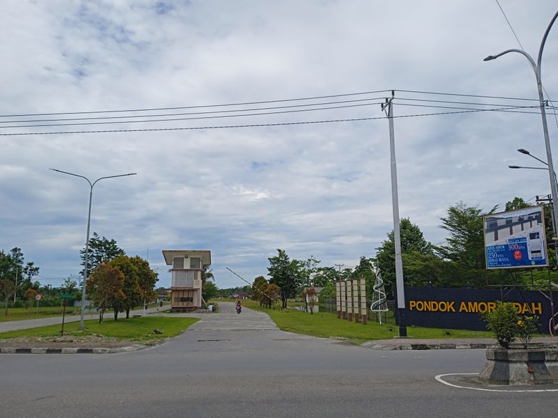 foto gerbang perumahan Pondok Amor Indah