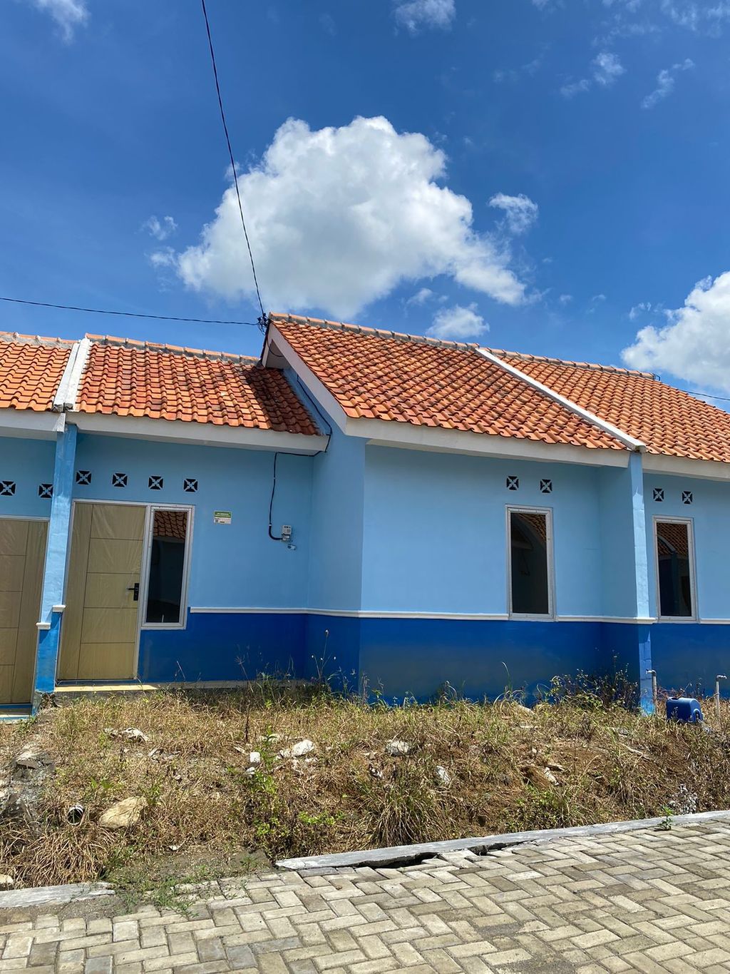 foto tampak rumah tipe 30/73 BLOK E NO 53 perumahan GRAND MAHKOTA SULTAN 4