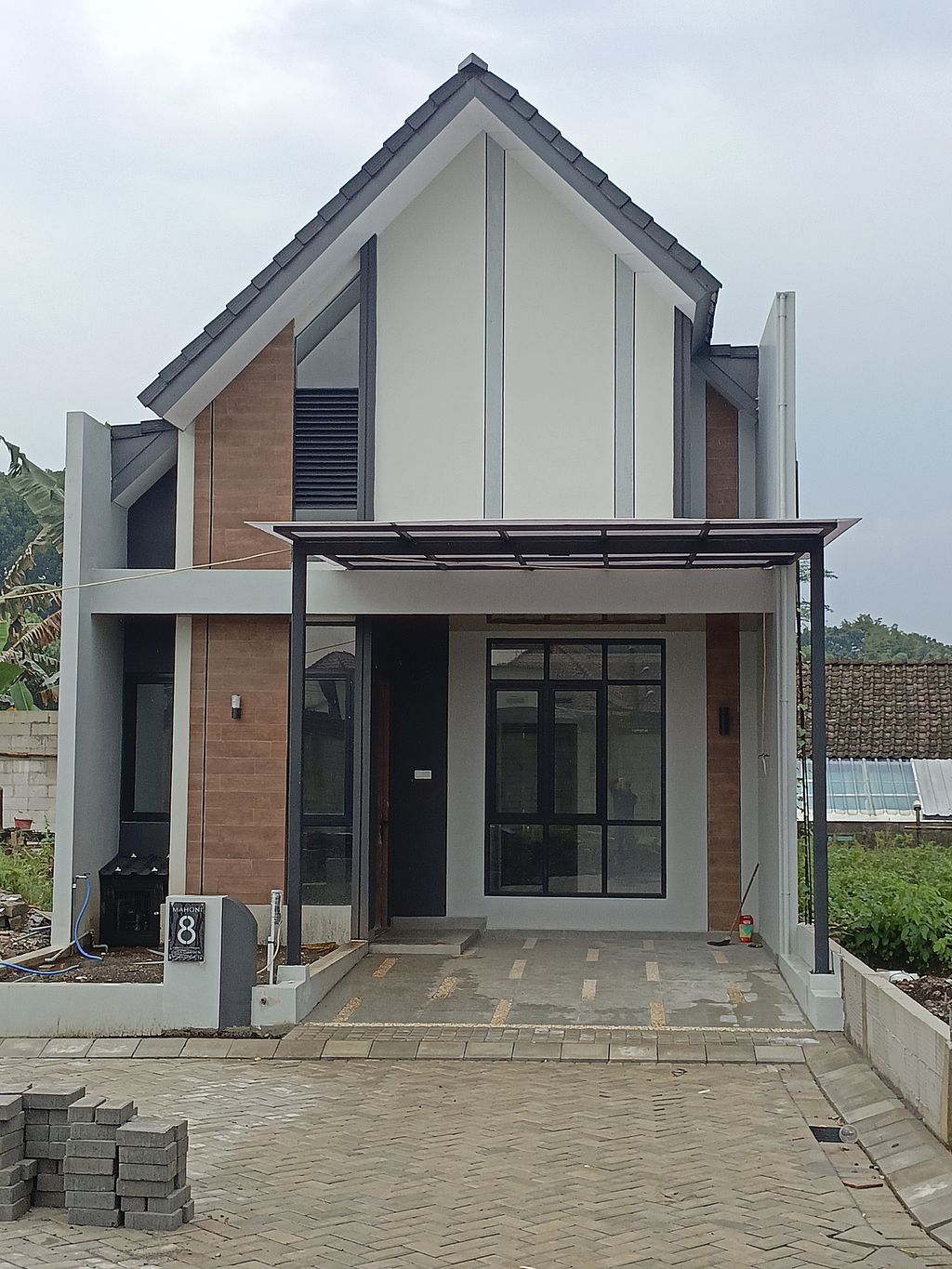 foto contoh rumah perumahan Casa Garden