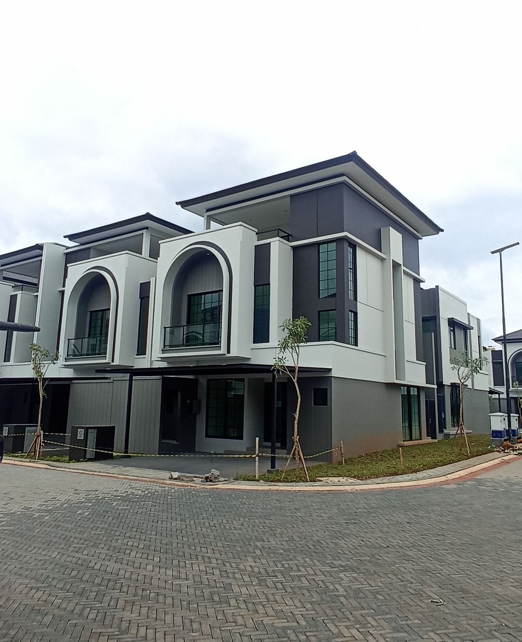 foto contoh rumah perumahan Cluster Welton