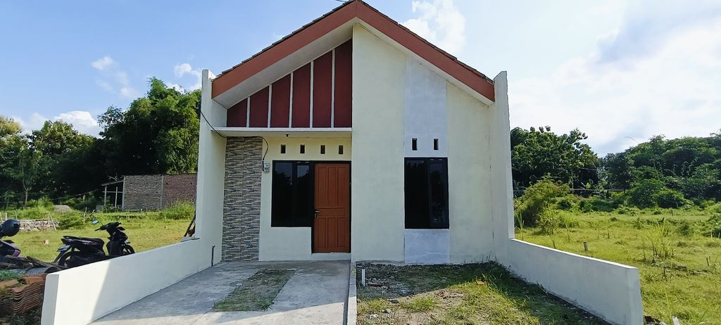 foto tampak rumah tipe 30/60 perumahan BERLIAN RAYA