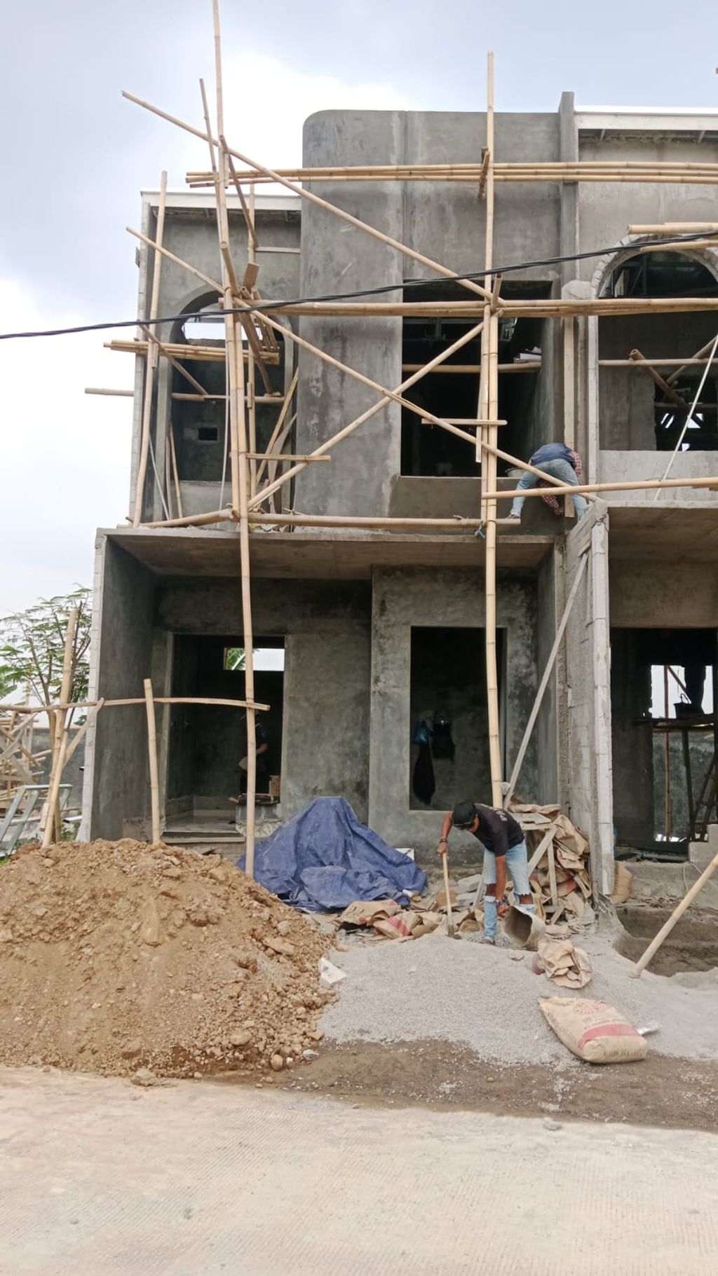 foto tampak rumah tipe 43 Compact (3 kamar) (579) perumahan Cluster Beverly