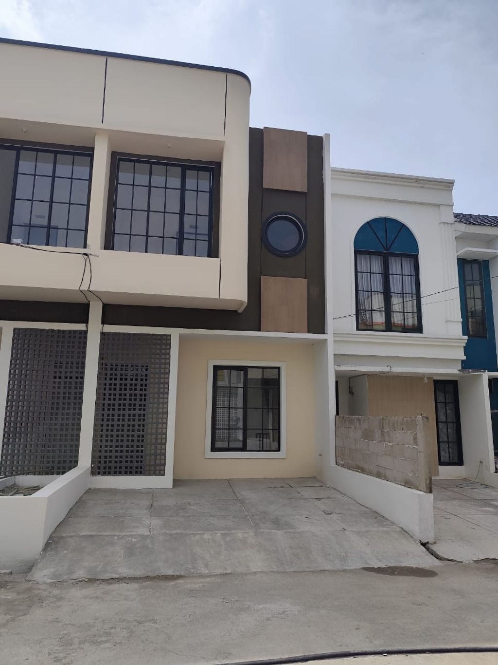 foto tampak rumah tipe 38 Compact High Ceiling (2KT)(409) perumahan Griya Pataruman Asri 3