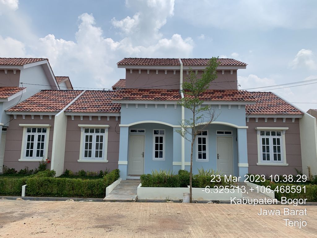 foto tampak rumah tipe Mezzanine A perumahan Grand Harmoni 5 Tenjo