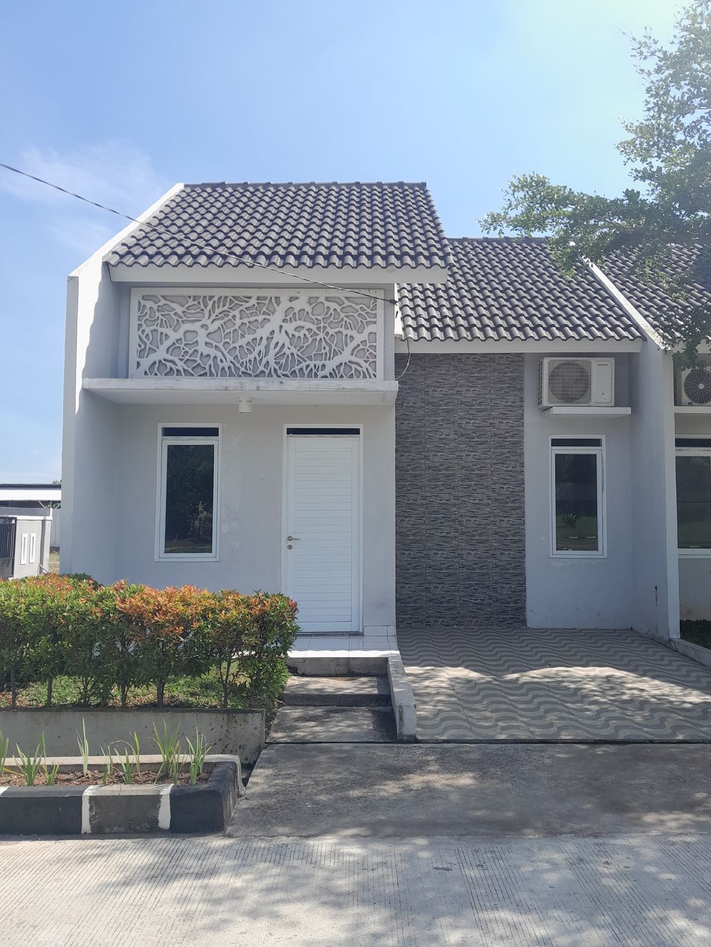 foto contoh rumah perumahan GRAND HARMONI 3 JAYANTI TAHAP 3
