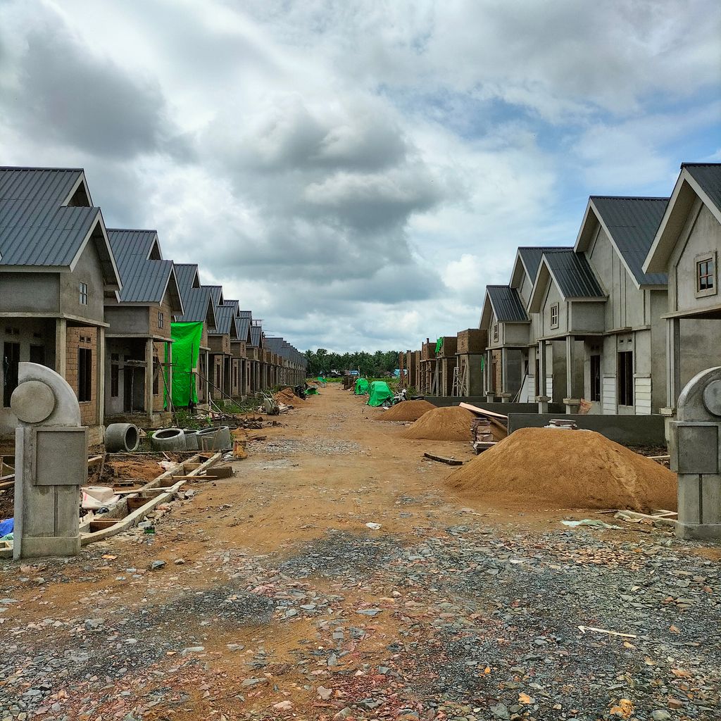 foto posisi tengah perumahan MAHONI RESIDENCE TAHAP 2