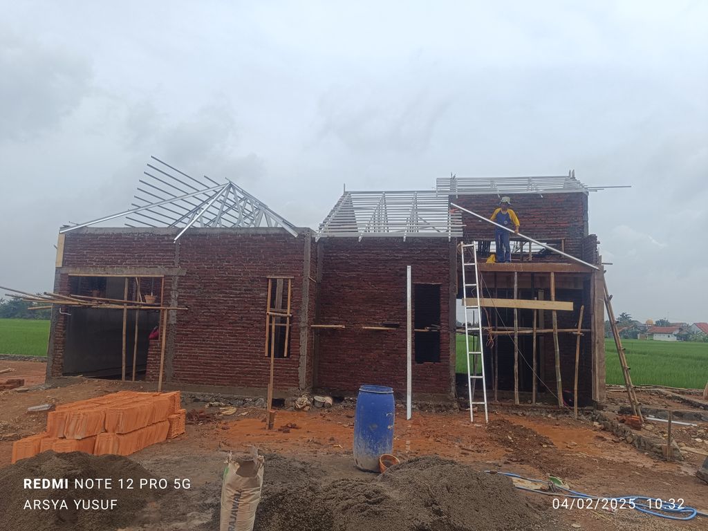 foto contoh rumah perumahan Al Mazaya Residence