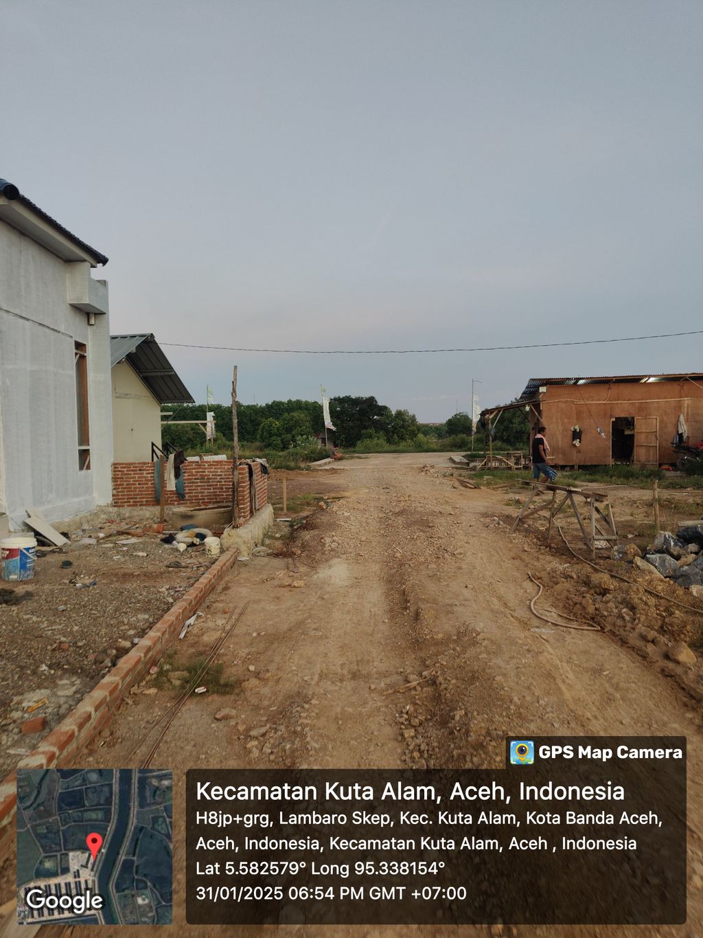 foto gerbang perumahan Aiman Regency 5 Lambaroe Skep