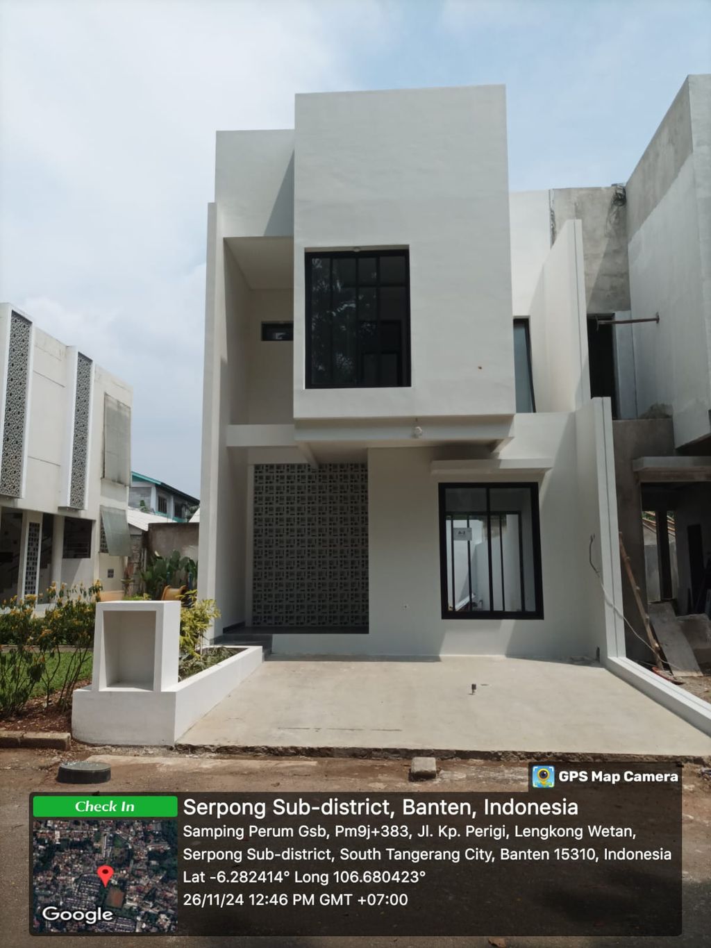 foto tampak rumah tipe Verbena perumahan Green Serpong Bintaro