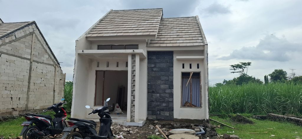 foto contoh rumah perumahan GRIYA PESANTREN KOTA