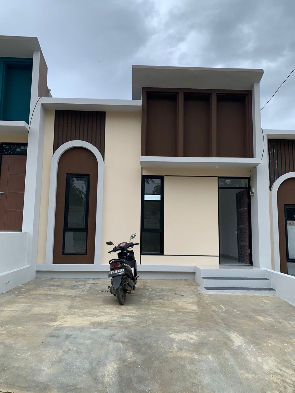 foto tampak rumah tipe 30 1 Lantai Landed (388) perumahan G-Land Padalarang Valley