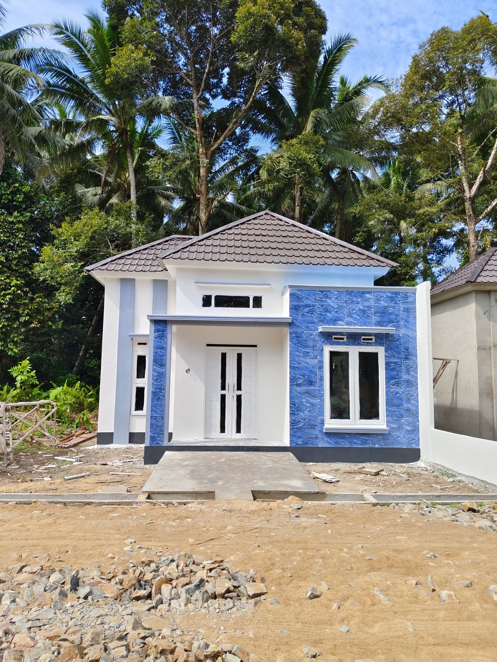 foto tampak rumah tipe 36 perumahan SYMPHONY HILL 2