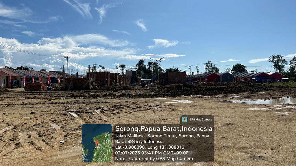 foto posisi tengah perumahan GEMA CENDHANI RARAS
