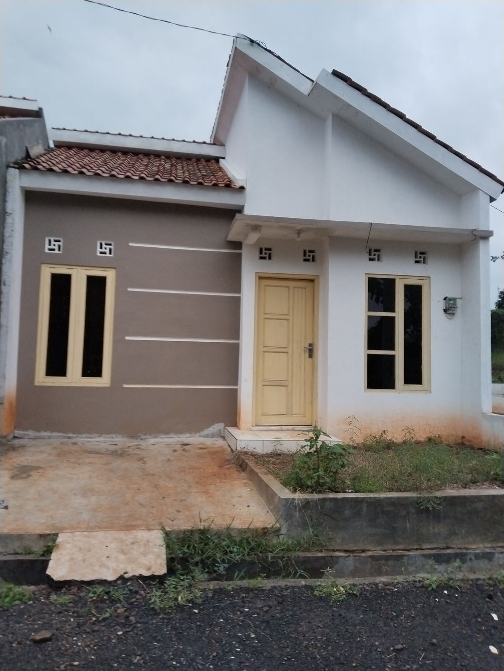 foto contoh rumah perumahan Griya Surya Pesona