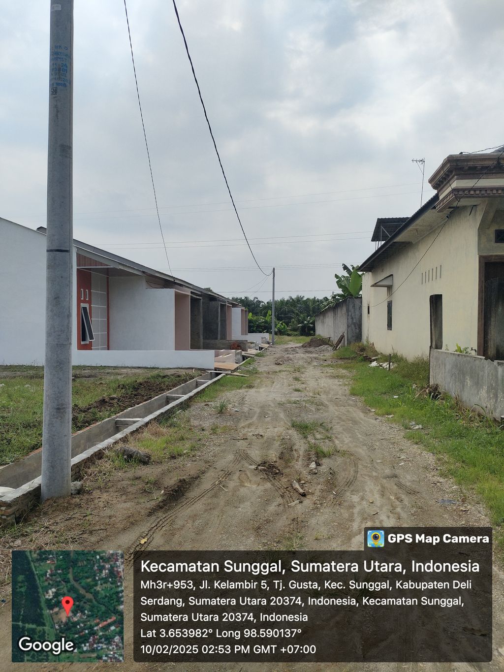 foto gerbang perumahan Puri Reveno Asri