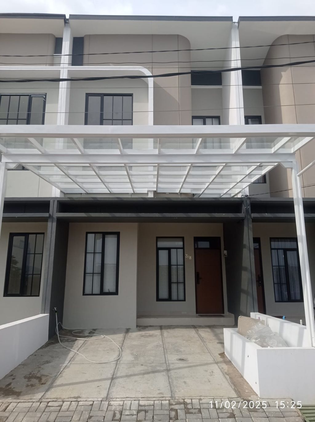 foto tampak rumah tipe 43 Compact High Ceiling (3KT) (529) perumahan G-Land Ciwastra Park 2