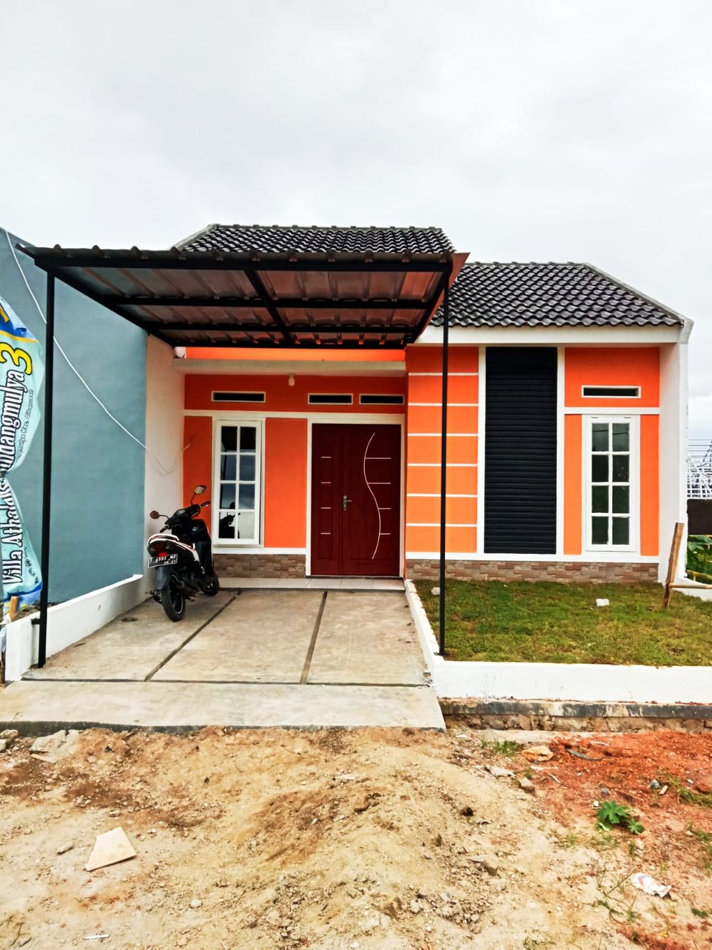 foto tampak rumah tipe standar subsidi perumahan Villa Athaland Sindangmulya 3
