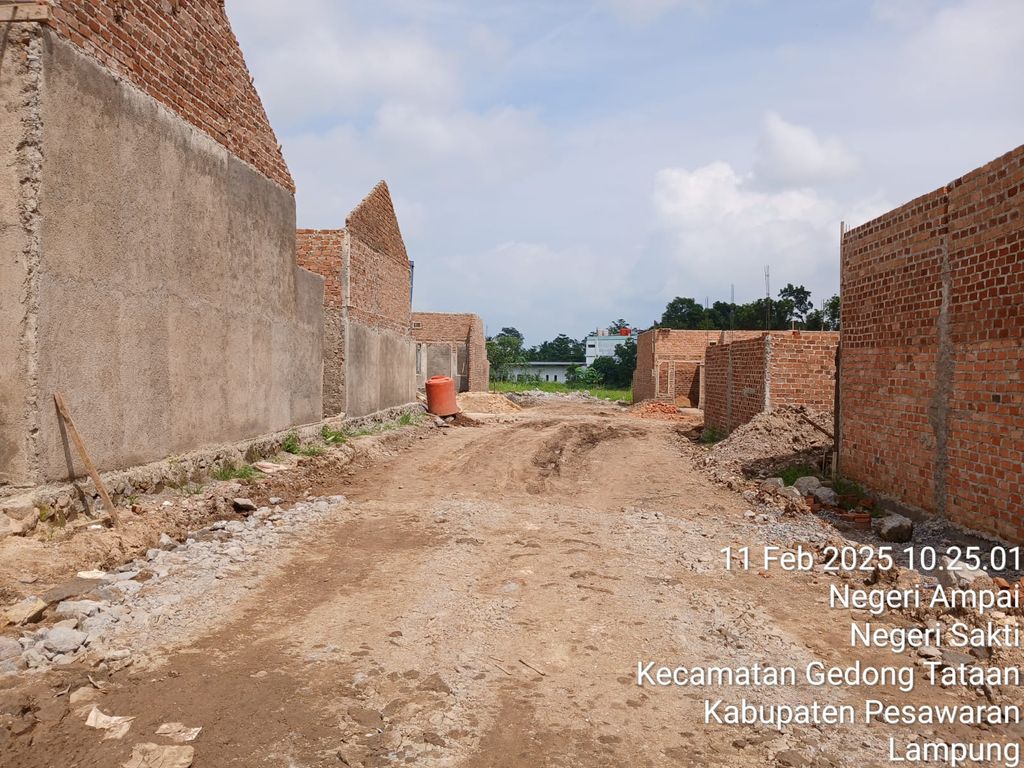 foto gerbang perumahan Al Akhmal Residence