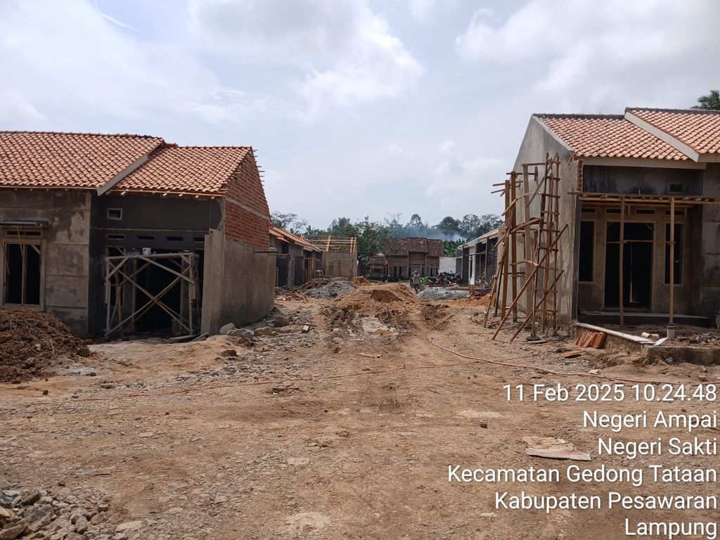 foto posisi tengah perumahan Al Akhmal Residence
