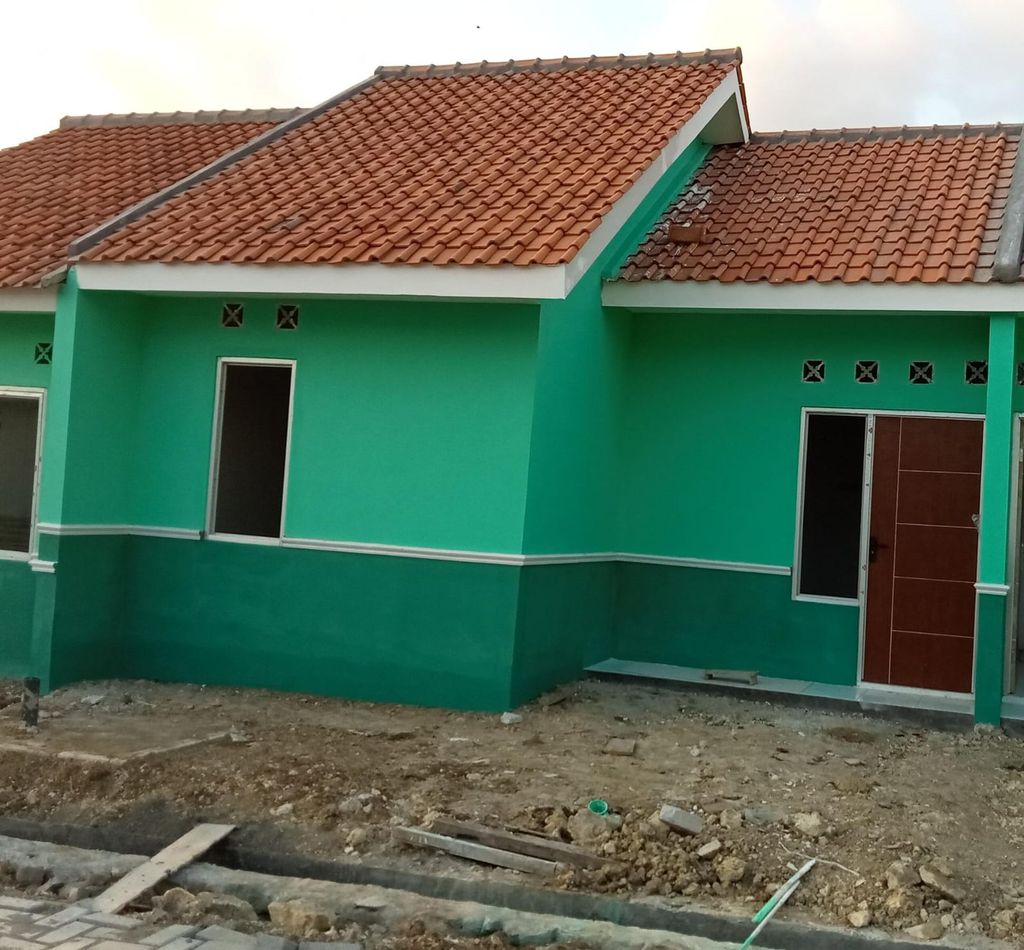 foto tampak rumah tipe 30/60 BLOK E NO 7 perumahan GRAND MAHKOTA SULTAN 4