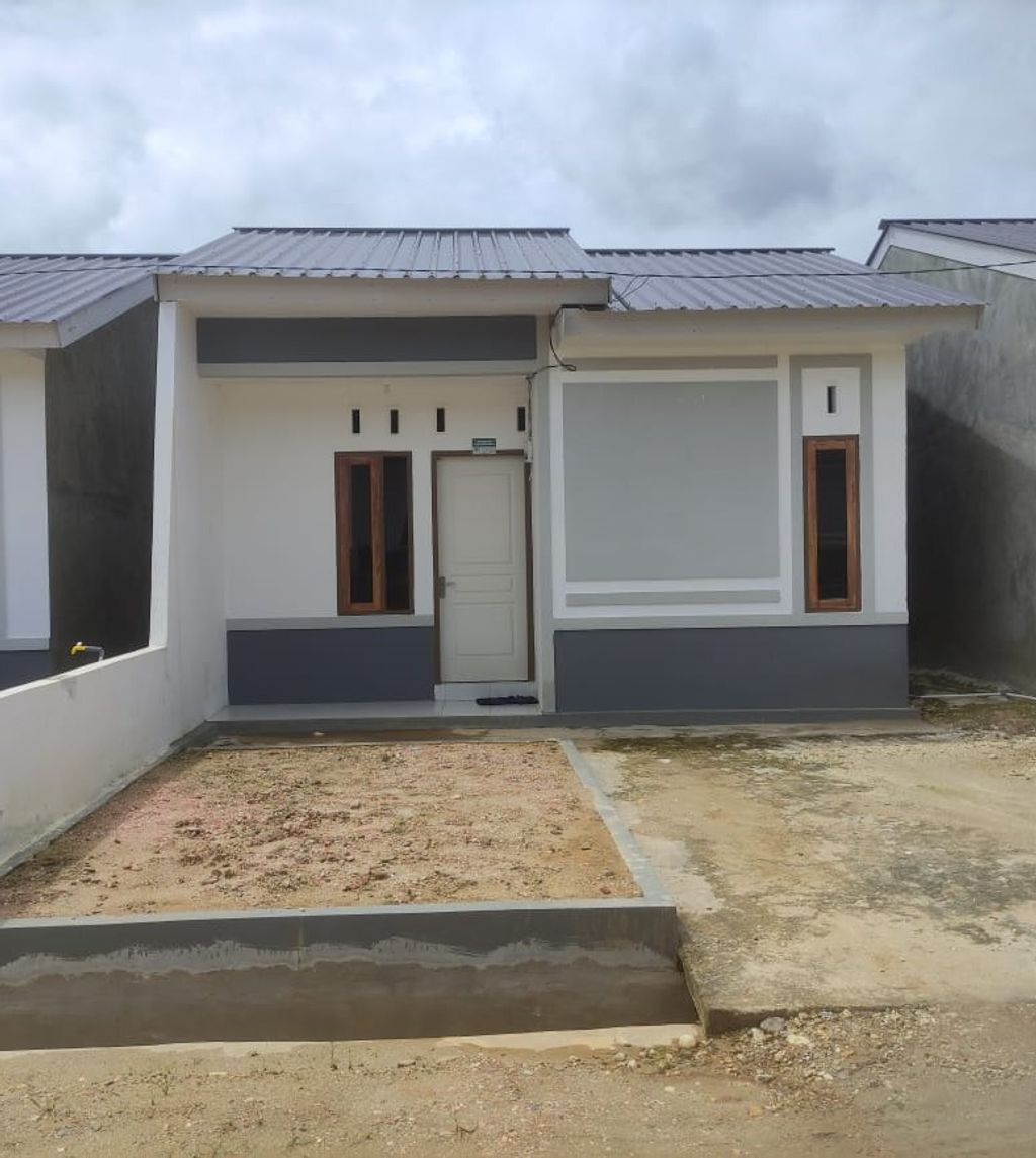 foto tampak rumah tipe 36 perumahan GSK RESIDENCE PUUWATU