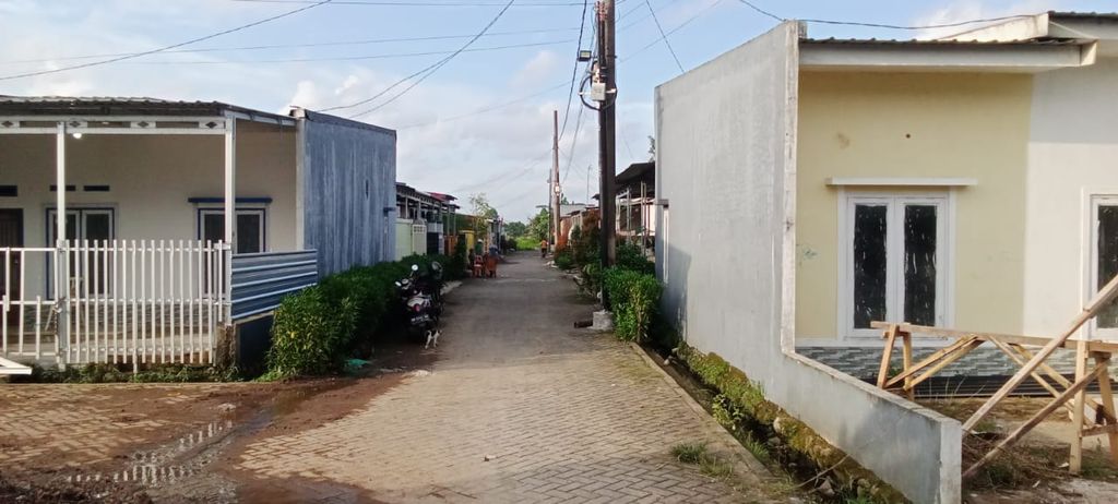 foto posisi tengah perumahan ADIPATIH Residence 2