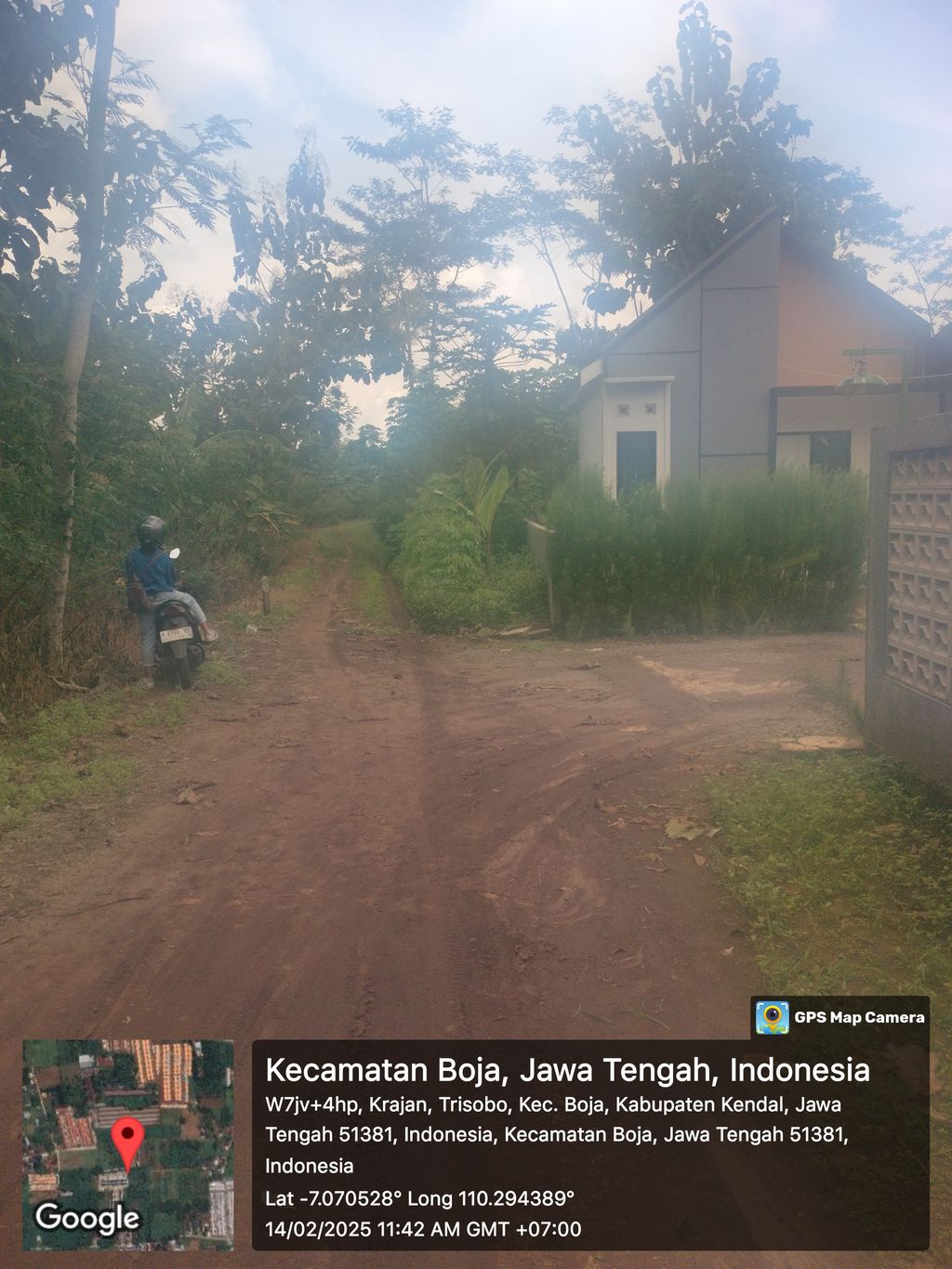 foto gerbang perumahan PERUMAHAN VILLA KANAYA.