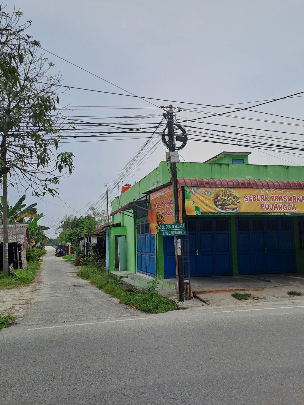 foto gerbang perumahan GRIYA MAKMUR PAKAM