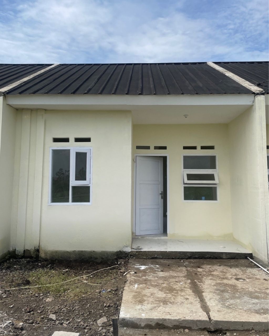 foto tampak rumah tipe Subsidi perumahan Green Anjatan Residence