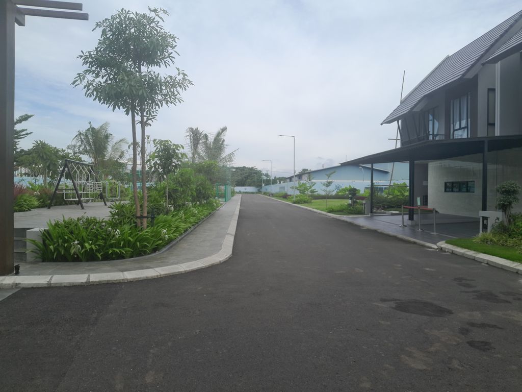 foto posisi tengah perumahan The Mutiara Springs