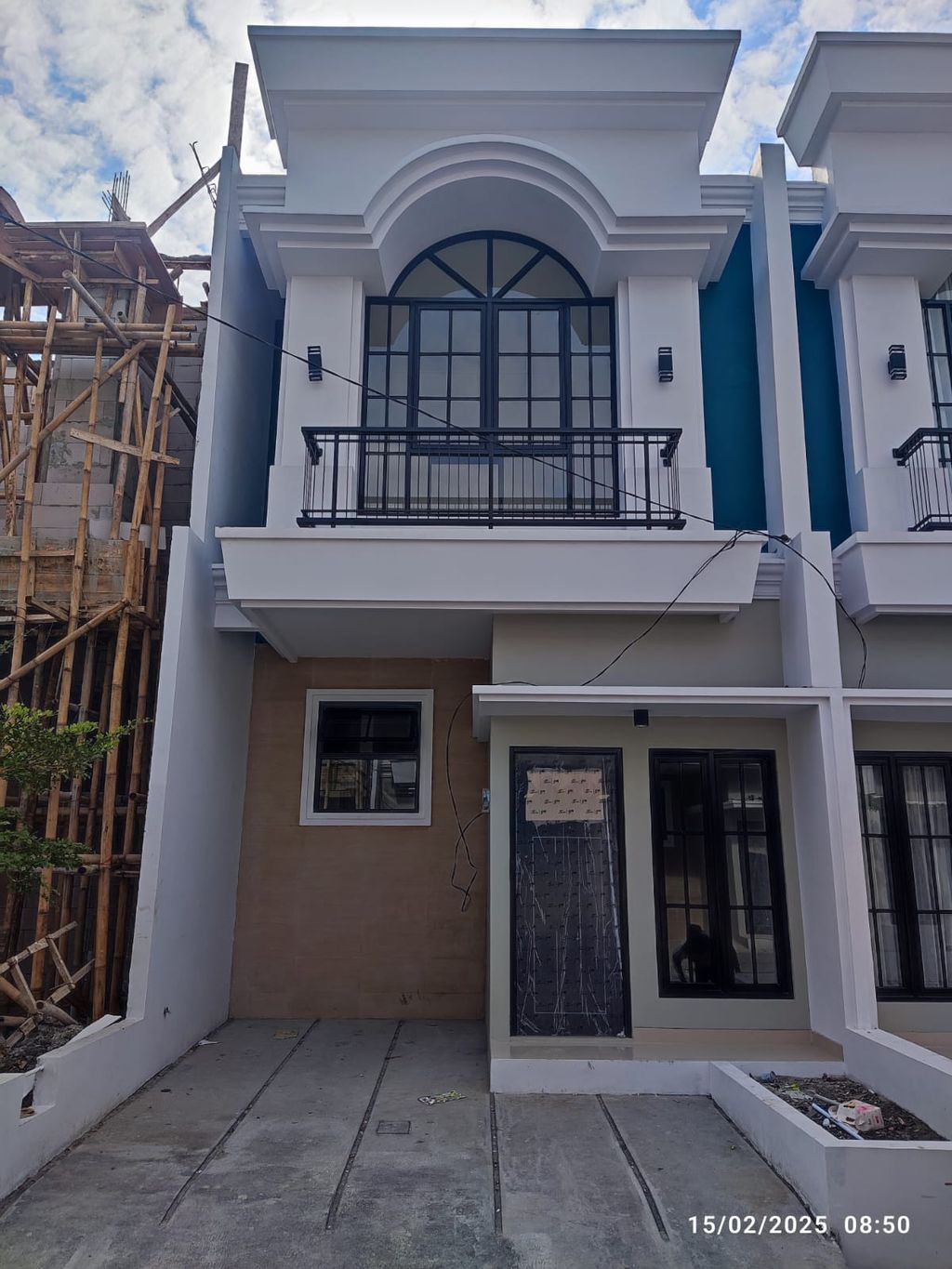 foto tampak rumah tipe 54 New Compact HC Classic (3KT) (604) perumahan G-Land Arcadia Buahbatu